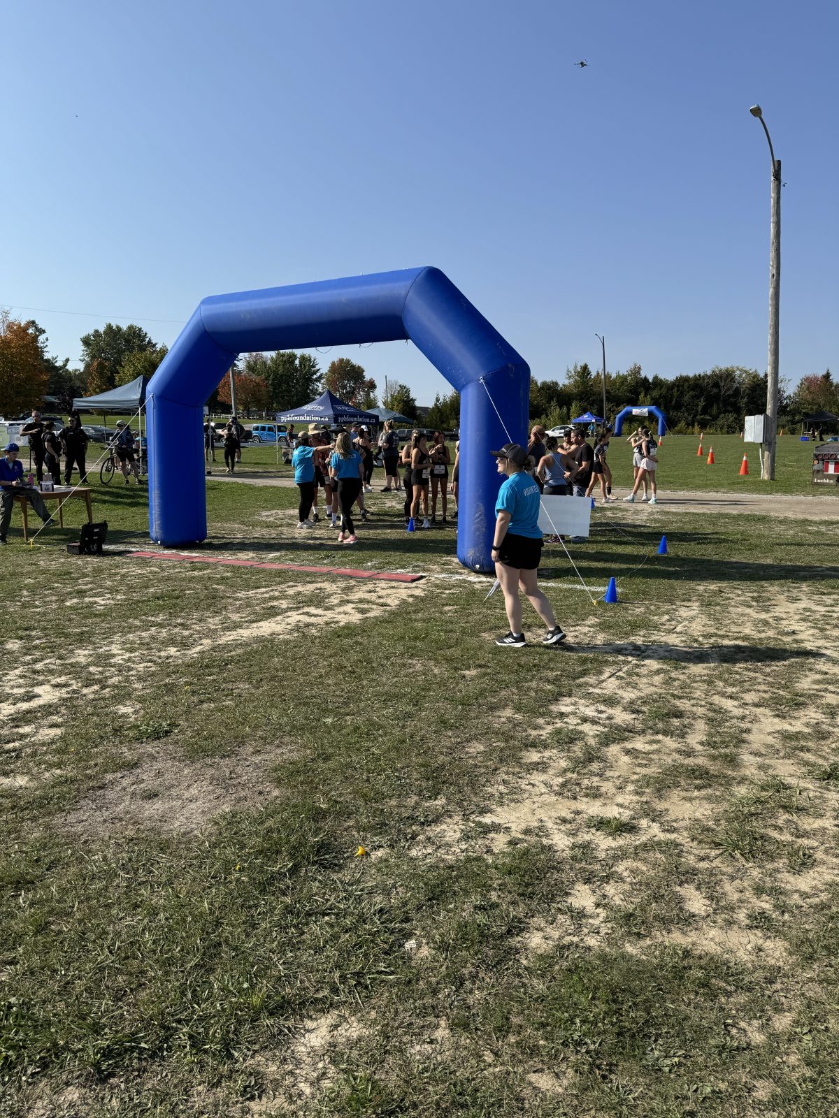 teams at starting line 