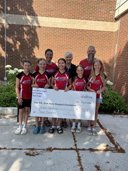 U11 Port Perry Angels baseball team cheque presentation