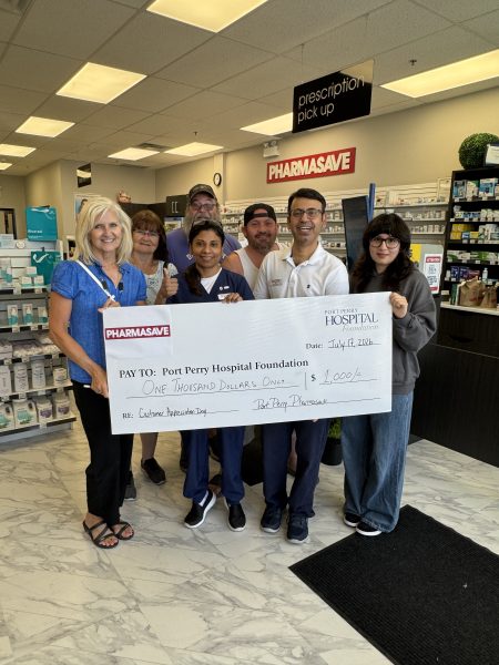 Port Perry Pharmasave Cheque Presentation